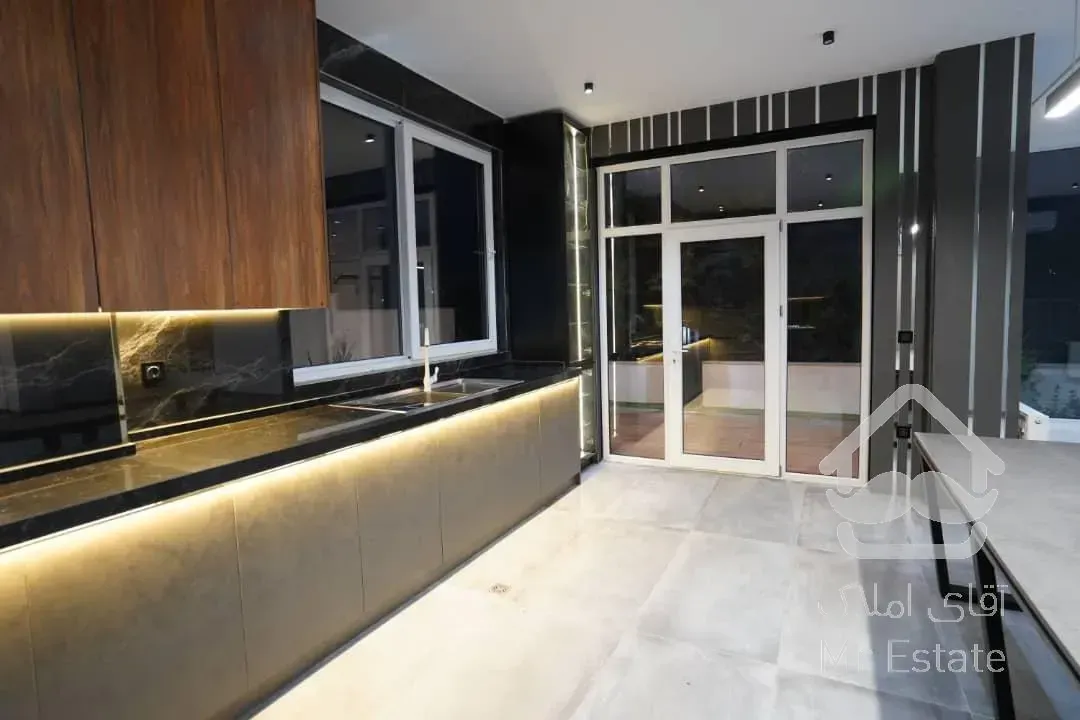 ۲۰۰متری سه خواب سعادت آباد