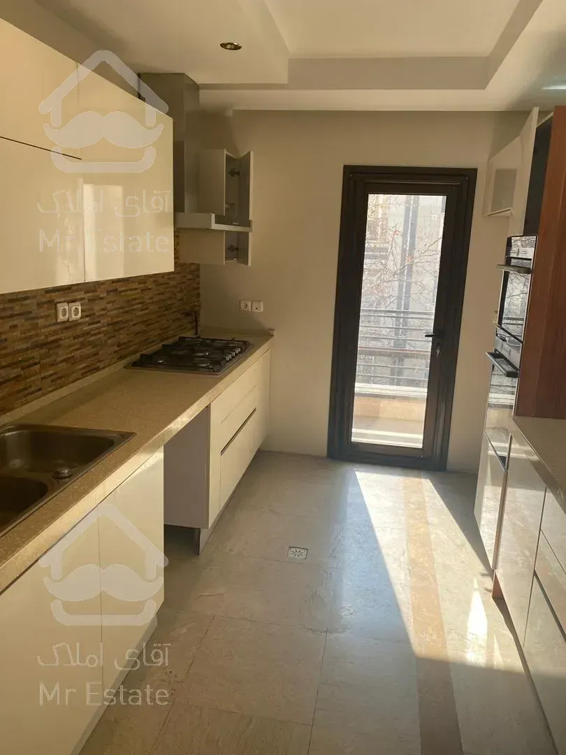 شهرک غرب 130متر 3خواب