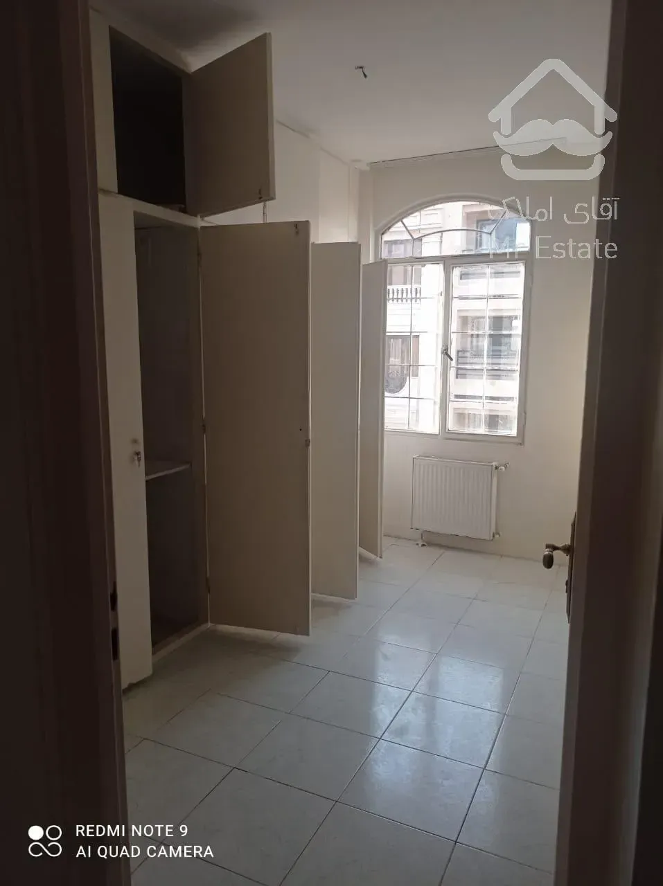 فروش و تهاتر ۷۰متر سالن پرده خور