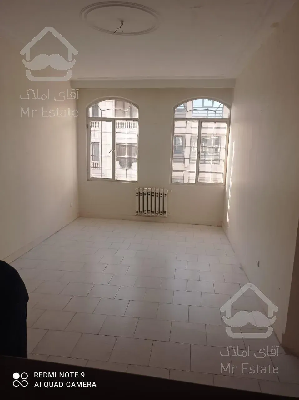 فروش و تهاتر ۷۰متر سالن پرده خور