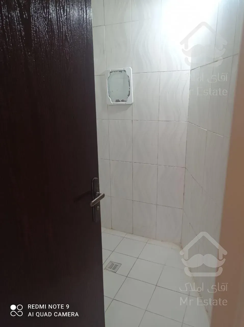 فروش و تهاتر ۷۰متر سالن پرده خور