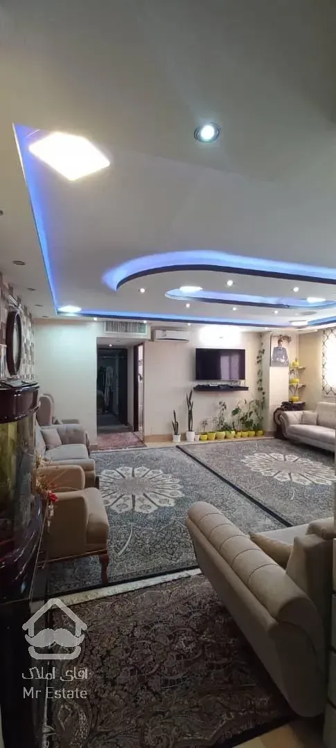 واحد ۲۲۰متری/همکف/تک واحدی