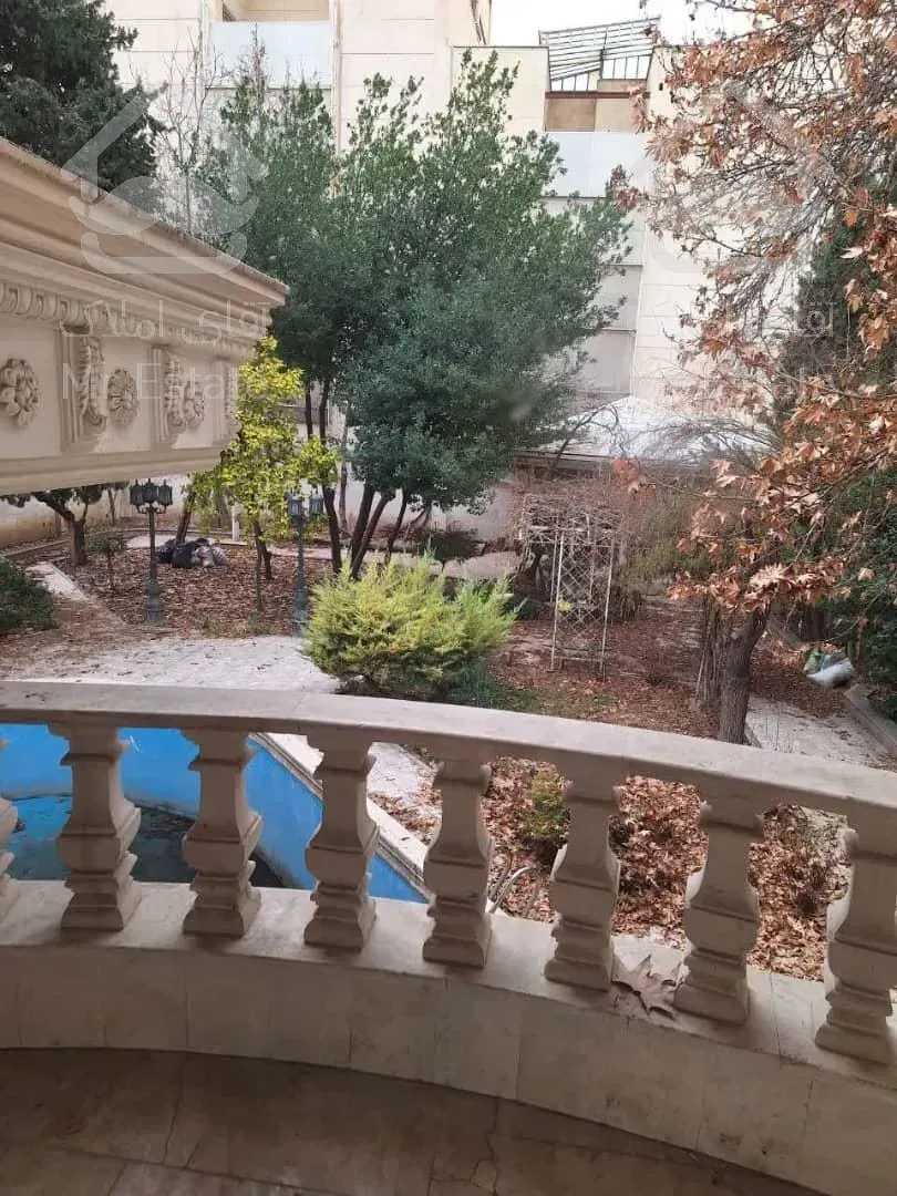 ویلای ۸۰۰ متری تاپ لوکیشن دروس