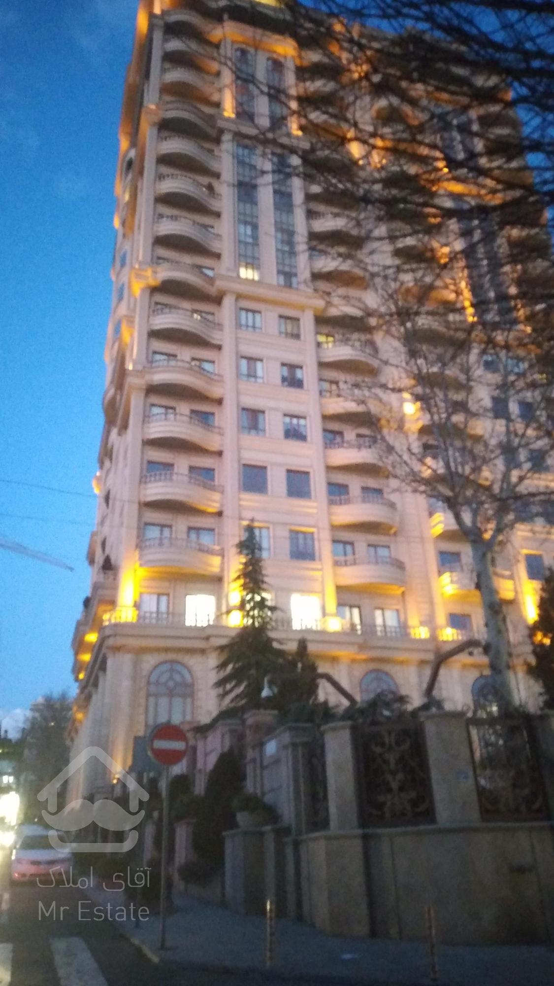 فروش آپارتمان در برج بنام فرمانیه شرقی تعداد واحد در طبقات مختلف