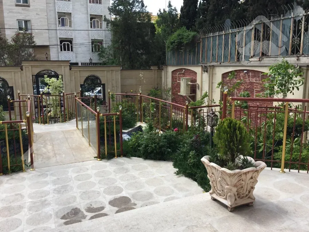 ۱۵۰ متر ۳ خواب نو ساز کلیدنخورده