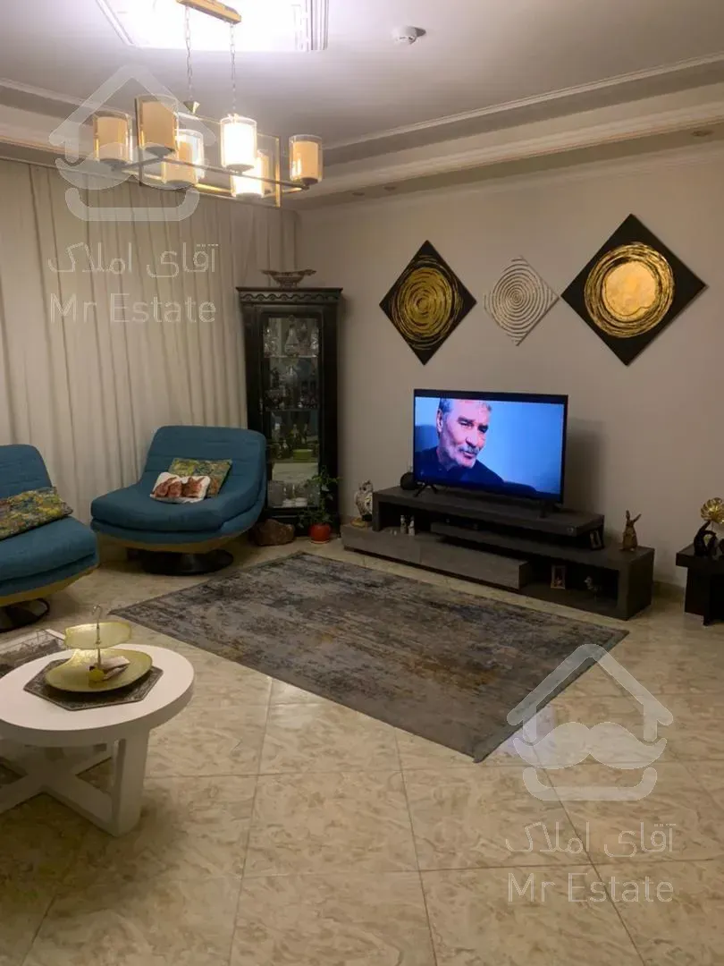 سعادت آباد 82متر 2خواب نورگیر بی نظیر