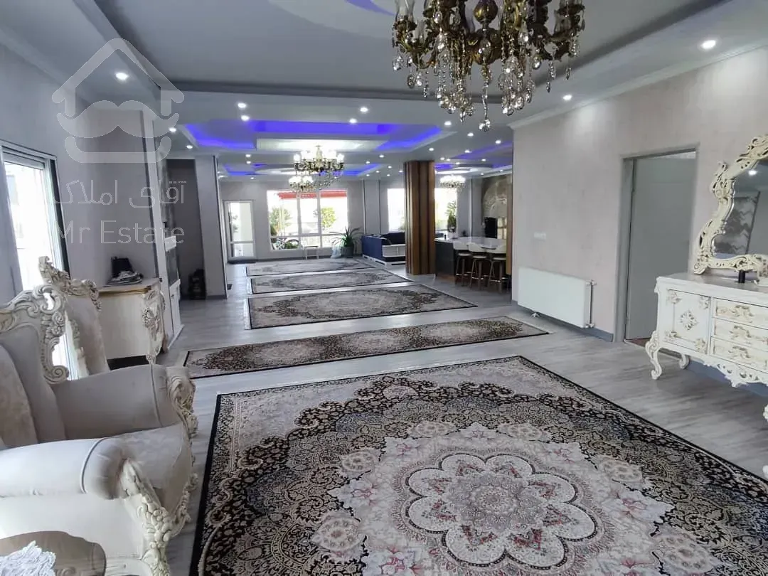 پنت هاوس با موقعیت عالی