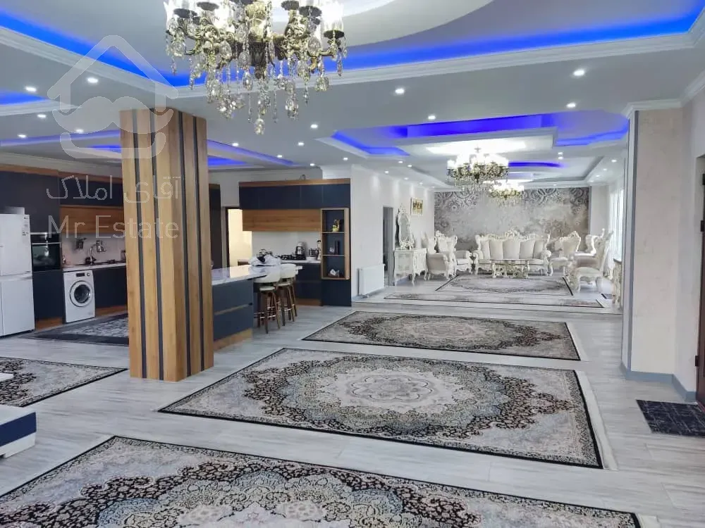 پنت هاوس با موقعیت عالی