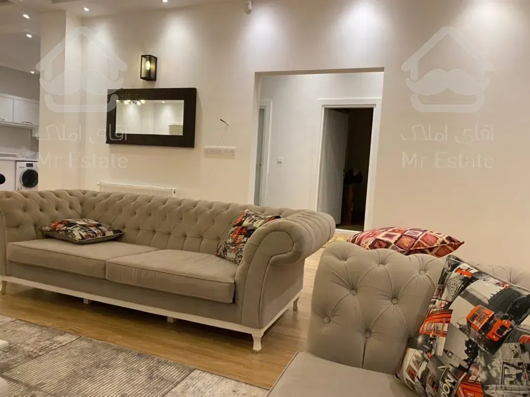 ۴۰۰ متر زمین ۴۵۰ متر بنا