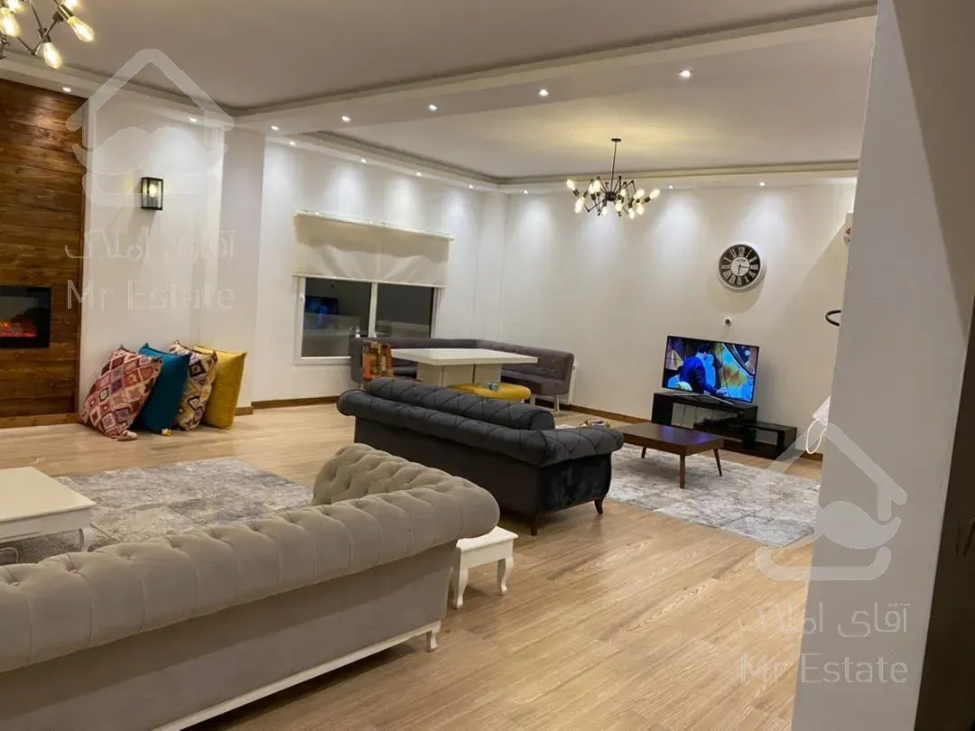 ۴۰۰ متر زمین ۴۵۰ متر بنا