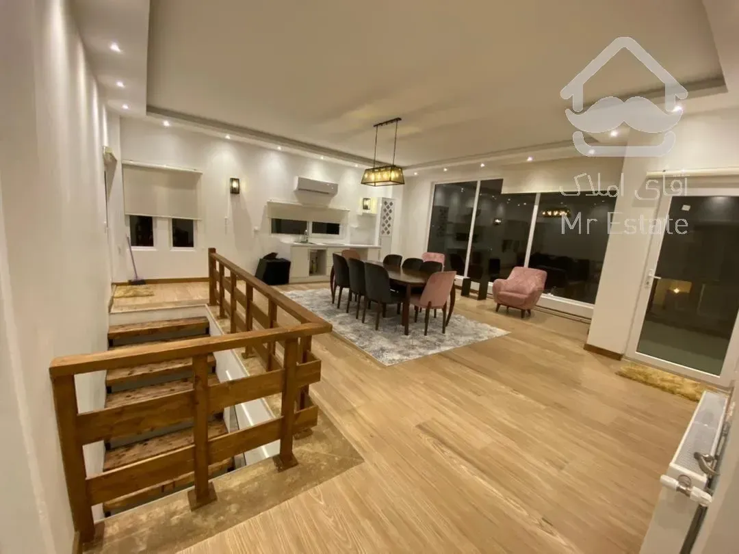 ۴۰۰ متر زمین ۴۵۰ متر بنا