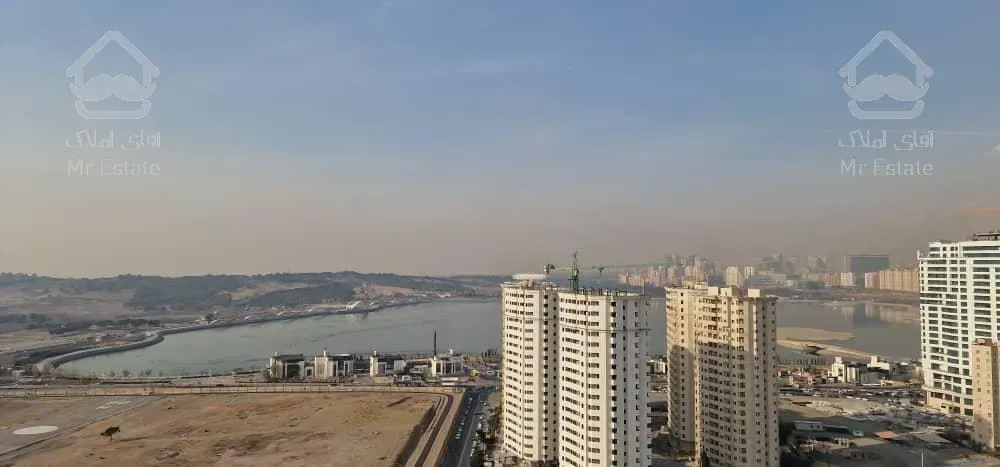 فروش آپارتمان ۱۱۵متری دوخواب طبقات بالای برج، منطقه۲۲شرق دریاچه