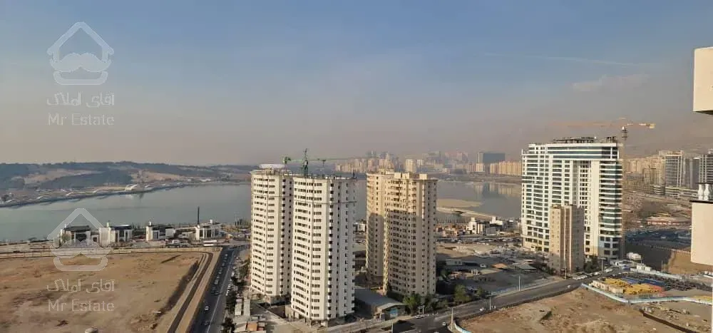 فروش آپارتمان ۱۱۵متری دوخواب طبقات بالای برج، منطقه۲۲شرق دریاچه