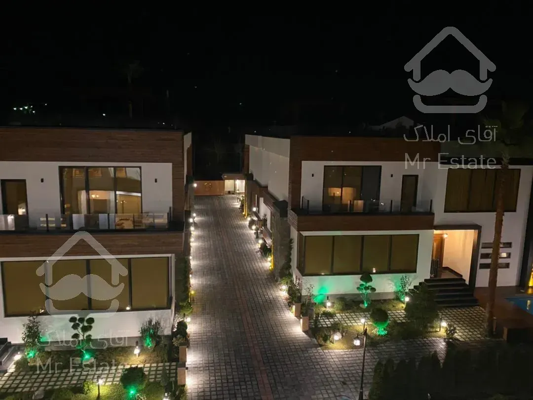 ۴۰۰ متر زمین ۴۵۰ متر بنا