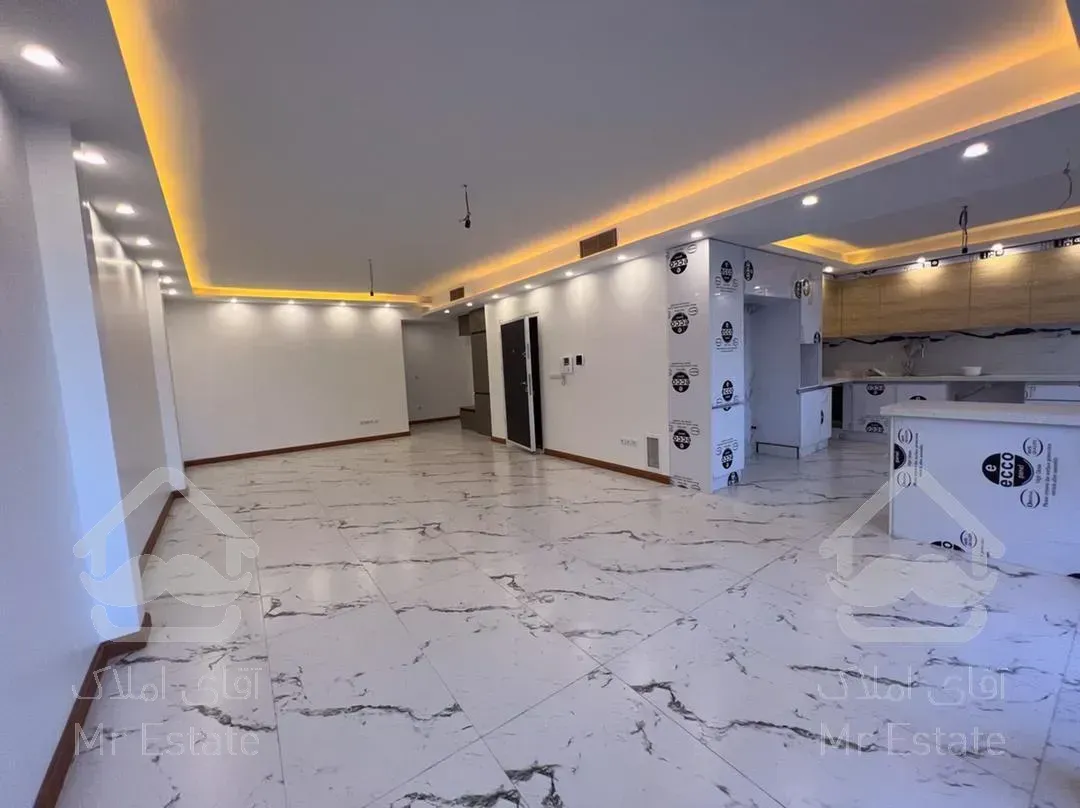 فروش واحد ۱۳۰ متری