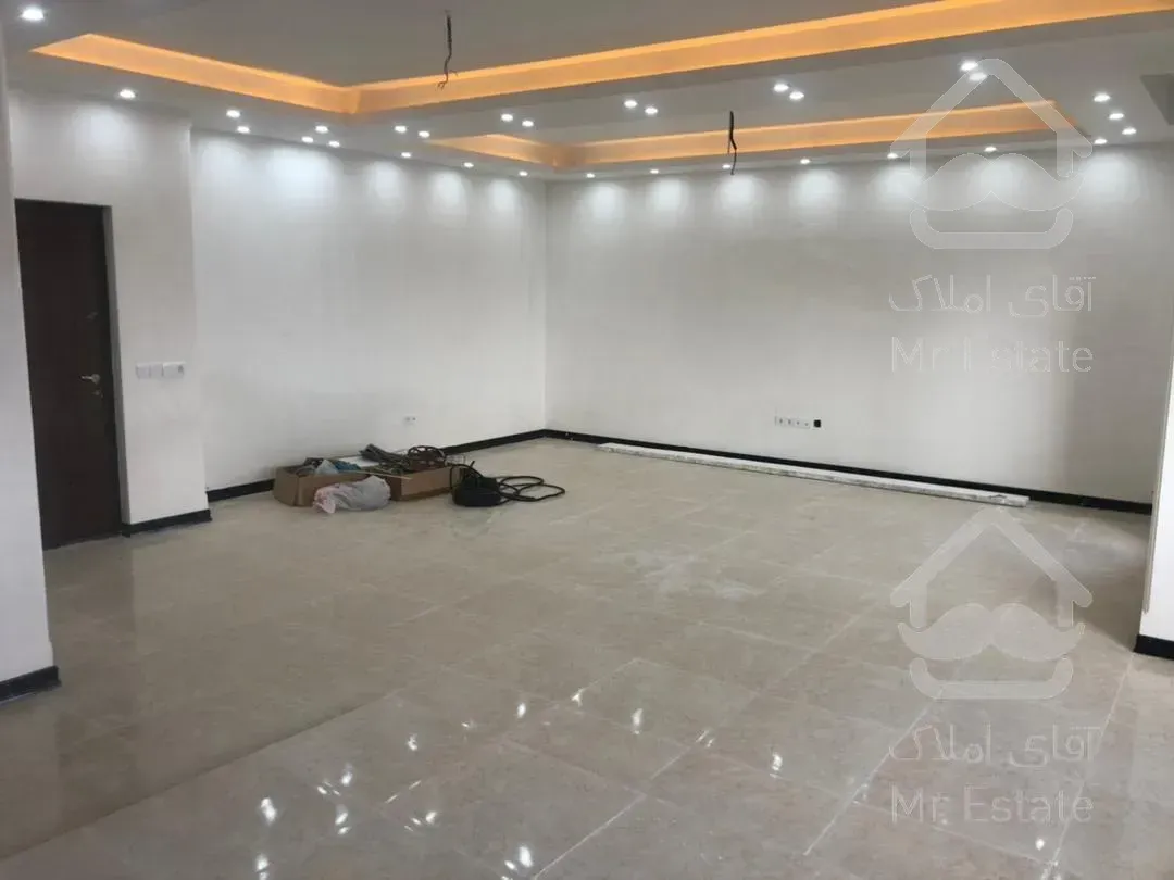 فروش واحد۱۰۶متر/بهترین لوکیشن اردلان/کلید نخورده