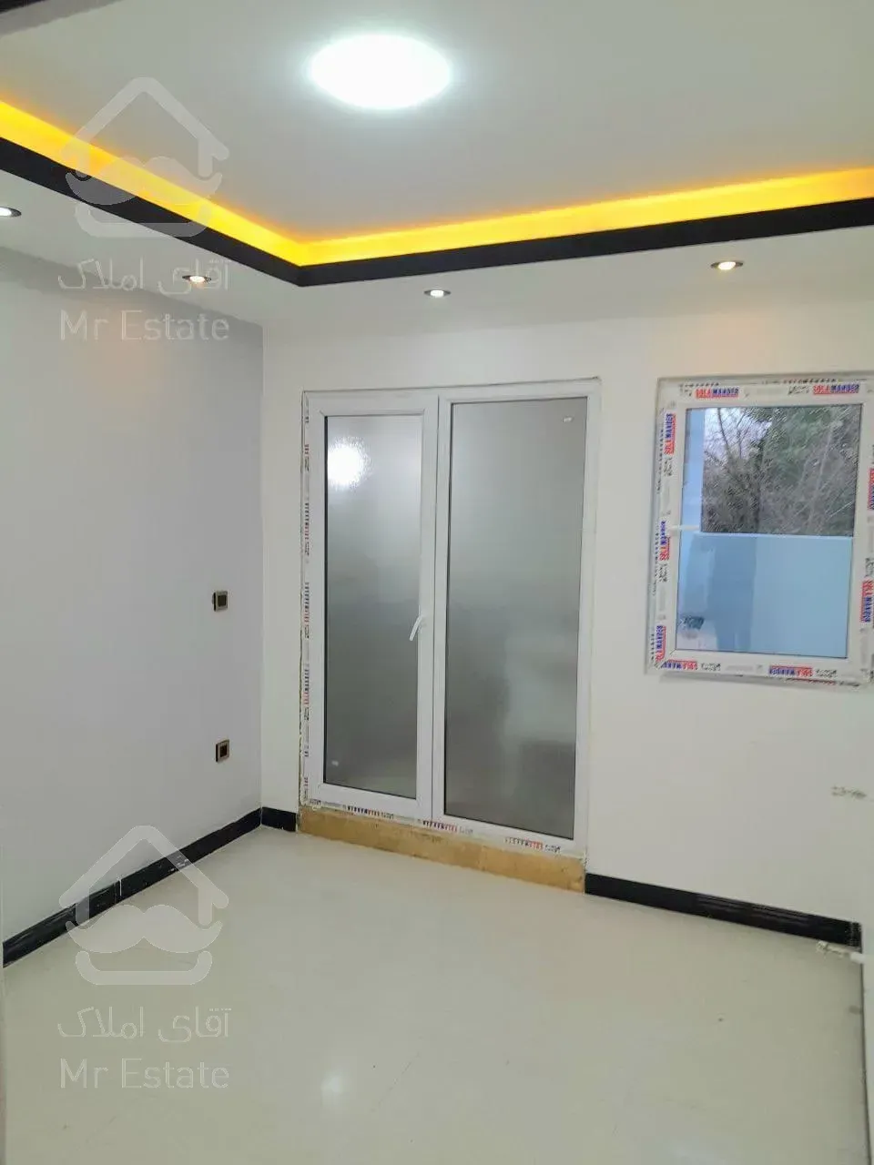 ۱۴۰ متر ۳خواب تکواحدی فول امکانات