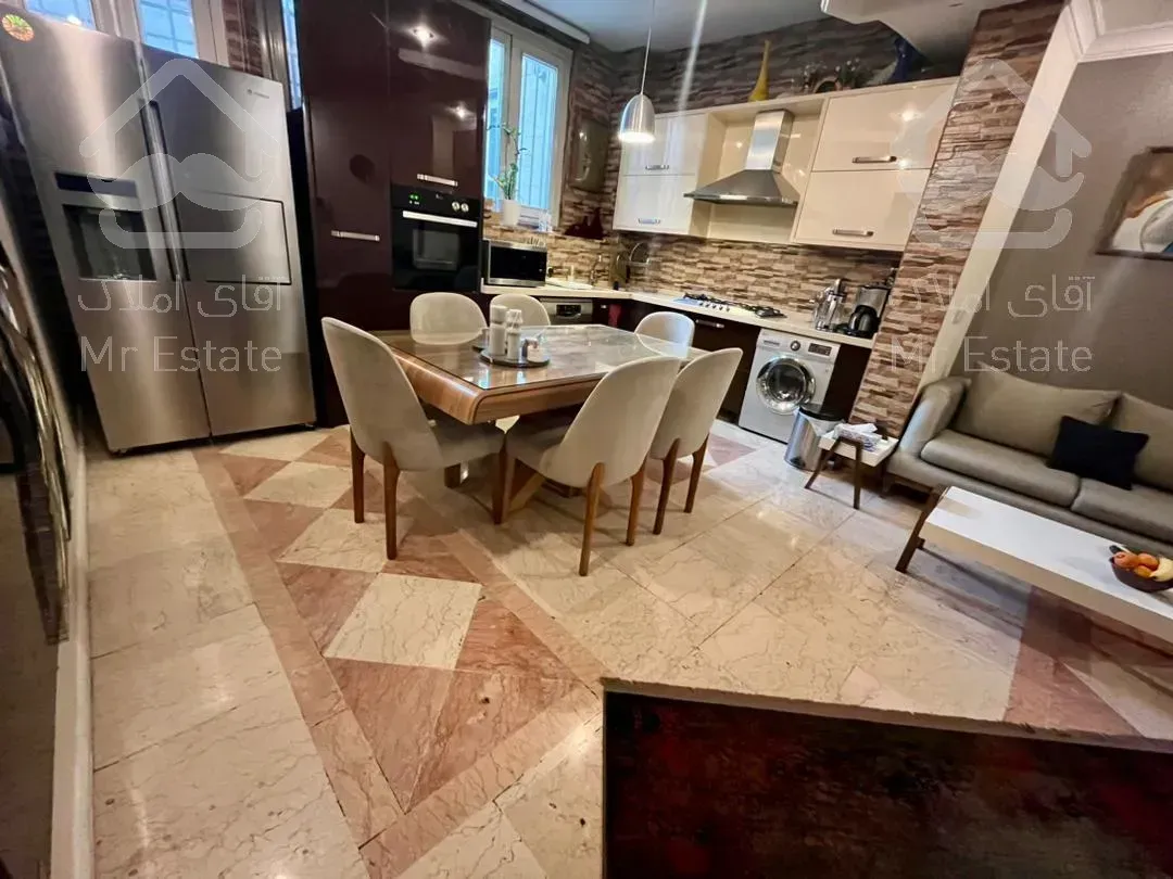 ۶۵متر / خوش نقشه / استخر فعال