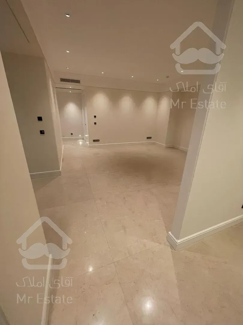 ۲۴۰ متر ۳ خواب نوساز با بهترین متریال دنیا