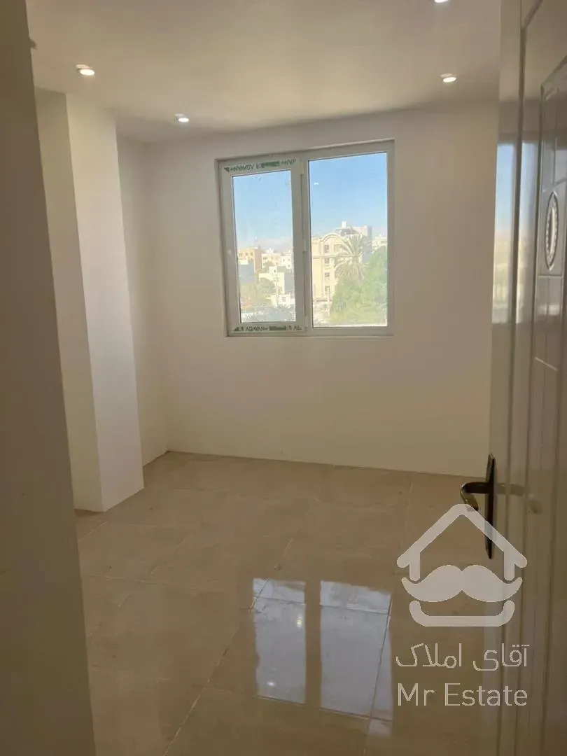 فروش سه خوابه میدان نه دی امامت