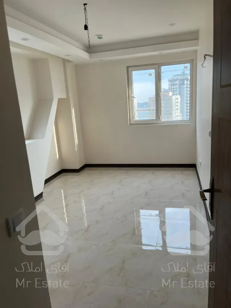 آپارتمان ۳ خواب دو قدمی دریاچه