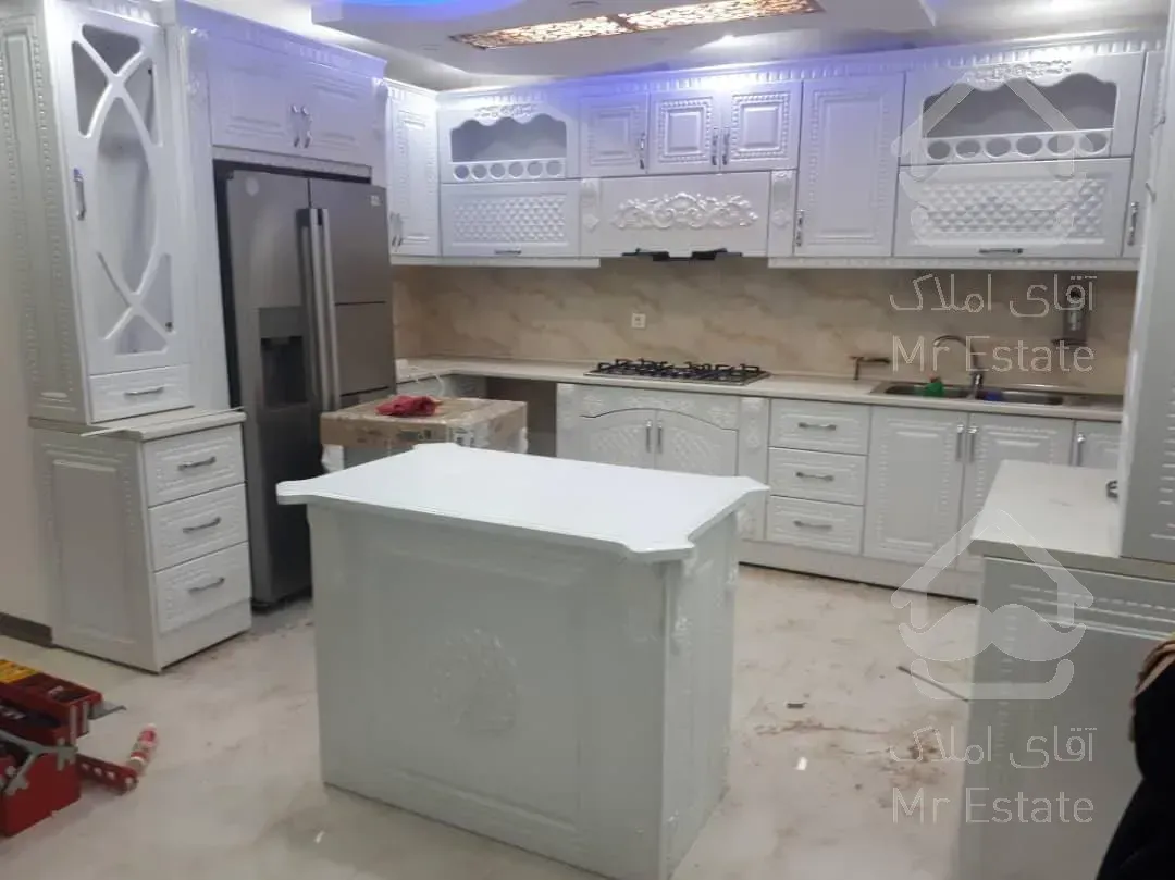 آپارتمان ۳ خواب دو قدمی دریاچه