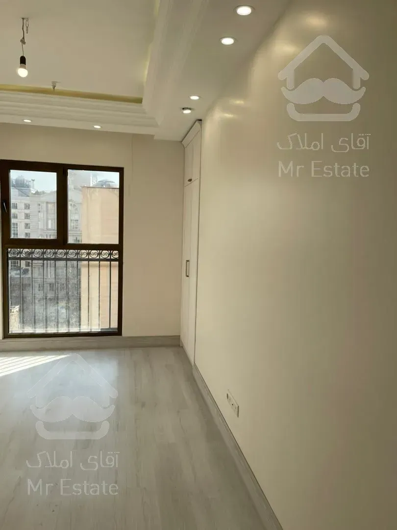 ۲۲۰ متر نوساز کلید نخورده