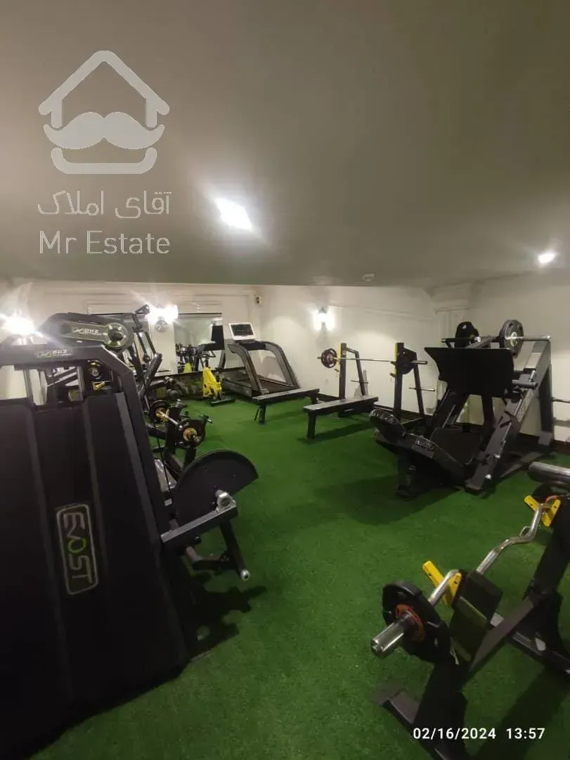 ۲۲۰ متر نوساز کلید نخورده