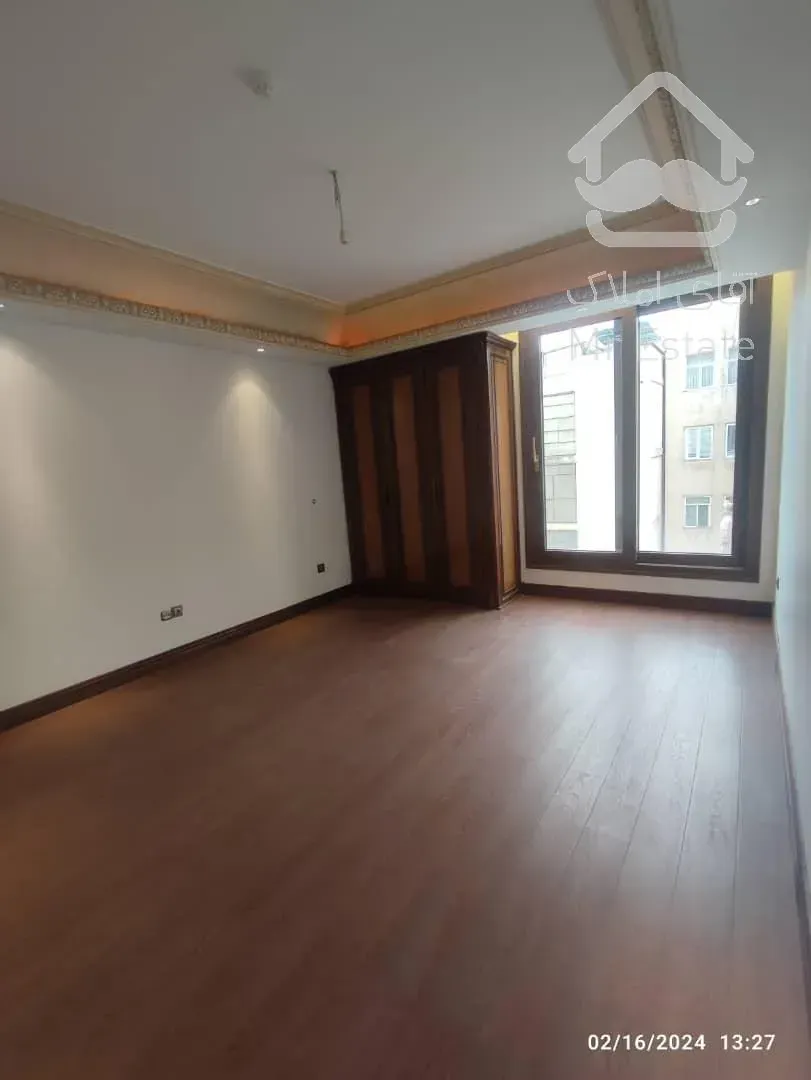 ۱۱۵ متر برج باغ ۲ پارکینگ سندی