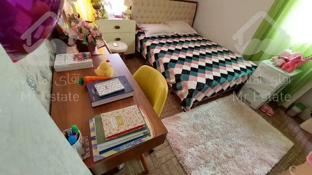 تک واحدی /دو نبش