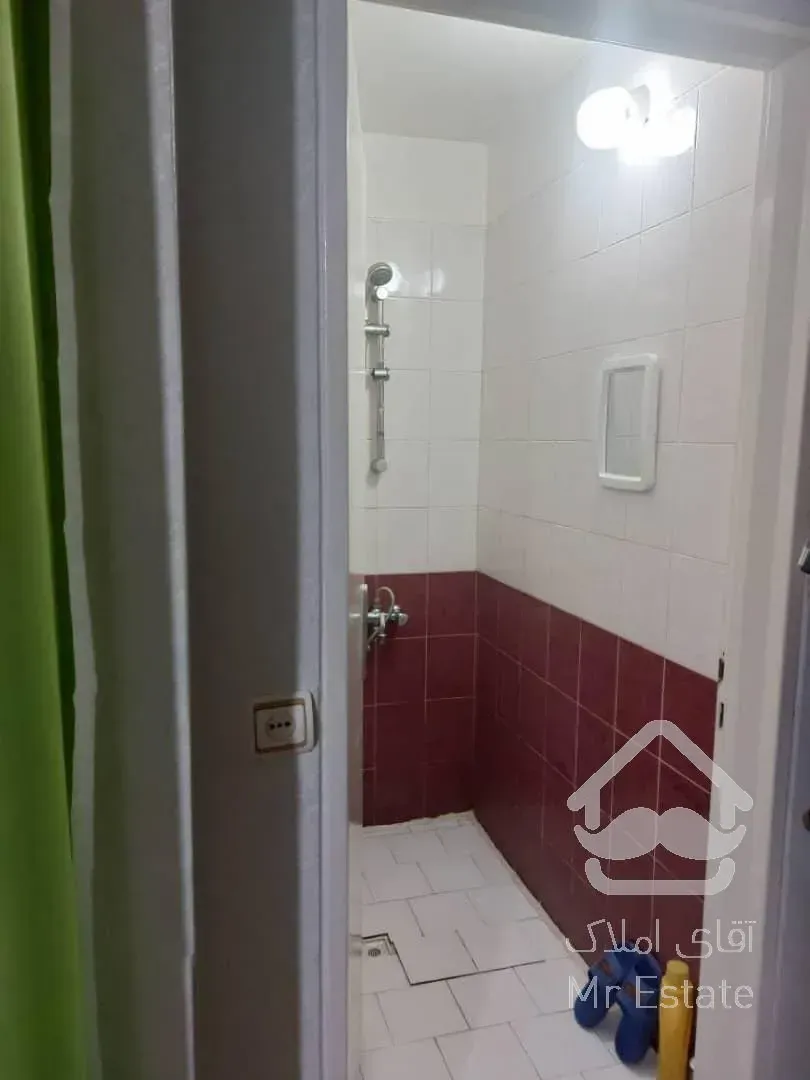 تک واحدی /دو نبش