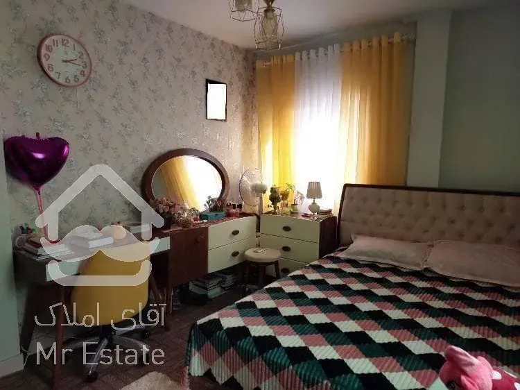 تک واحدی /دو نبش