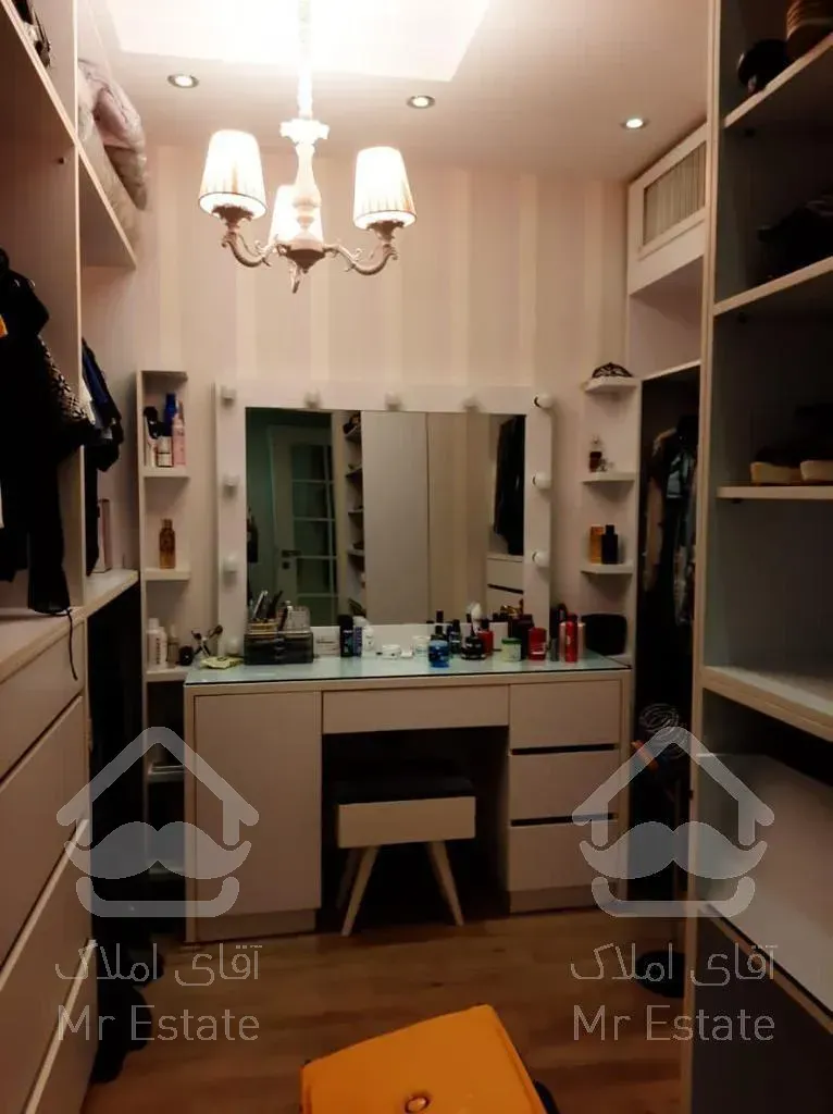 سعادت آباد 132متر 2خواب تکواحد