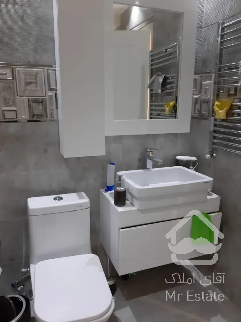 سعادت آباد 132متر 2خواب تکواحد