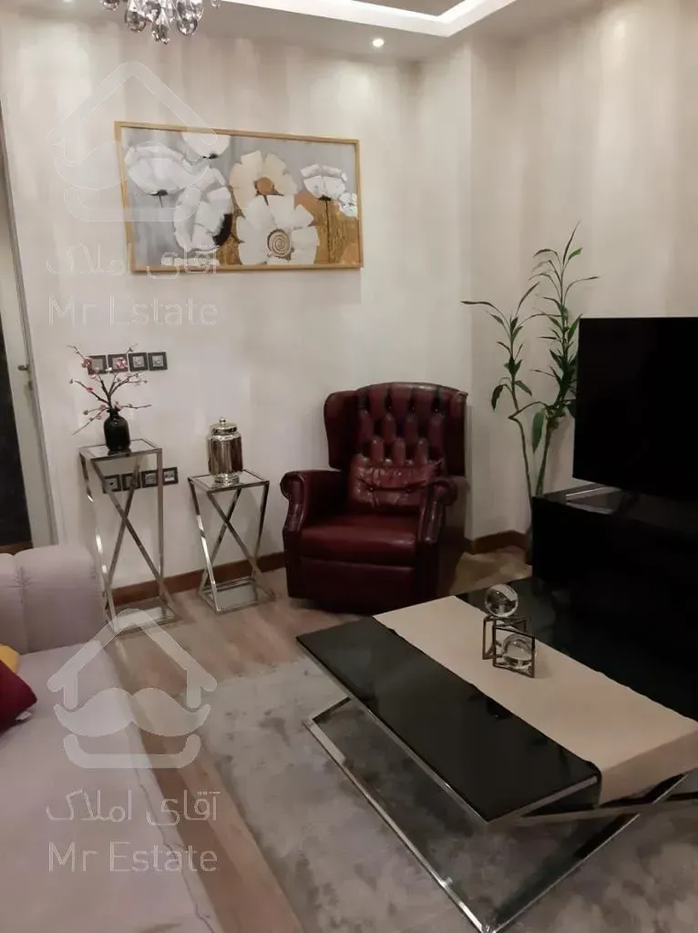 سعادت آباد 132متر 2خواب تکواحد