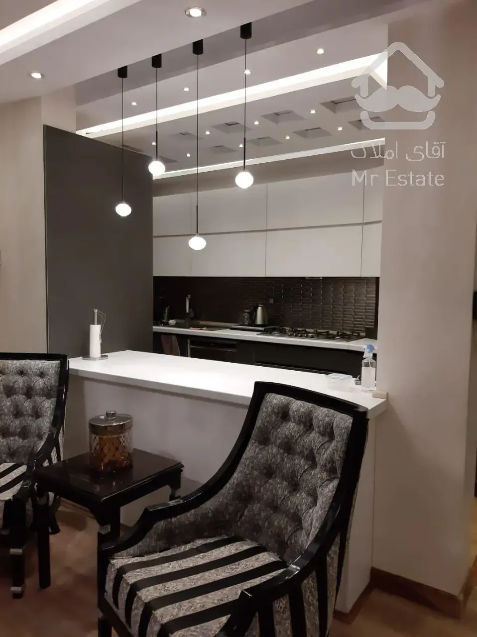 سعادت آباد 132متر 2خواب تکواحد