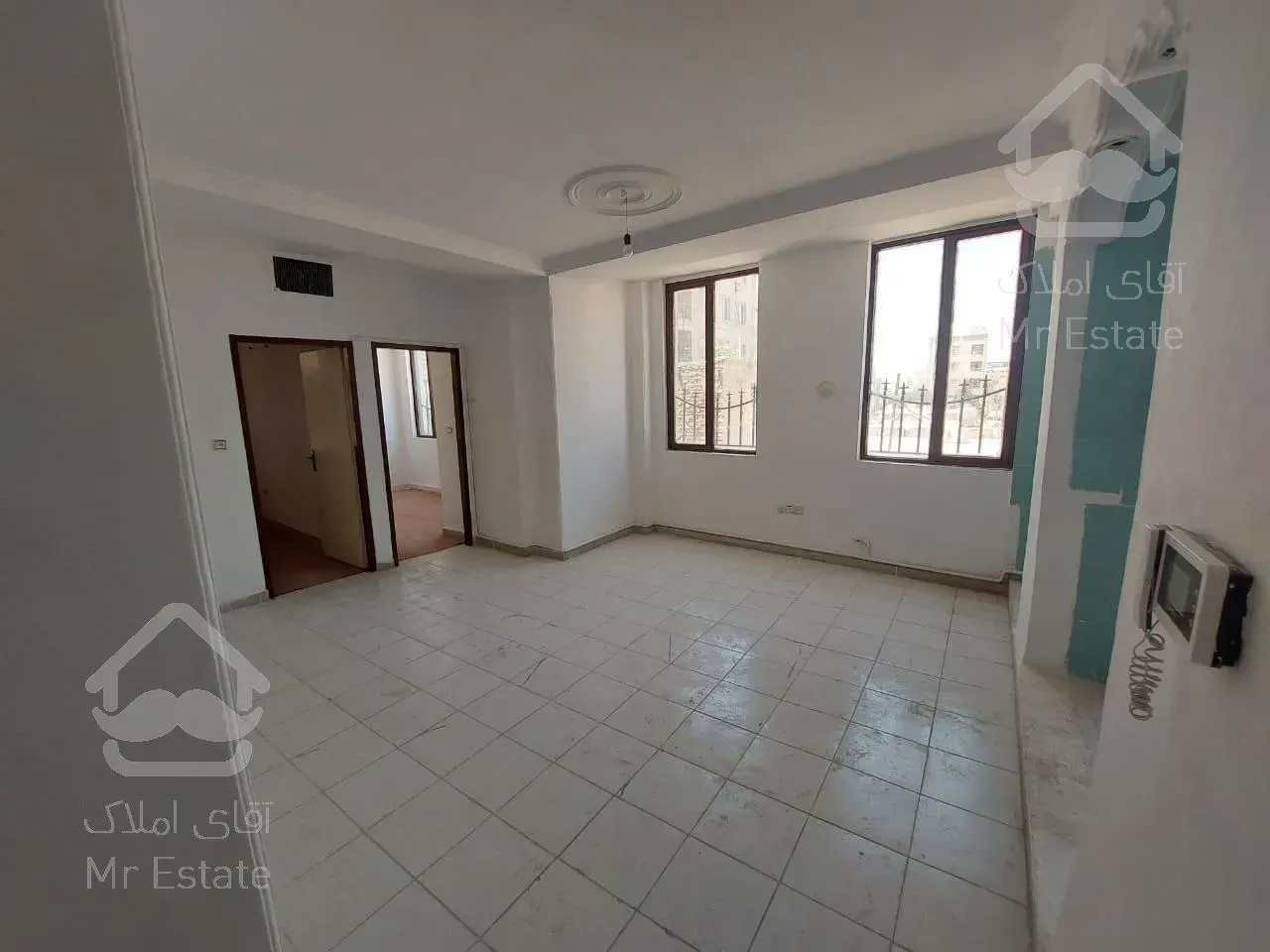 71 متر دو خواب غرق نور