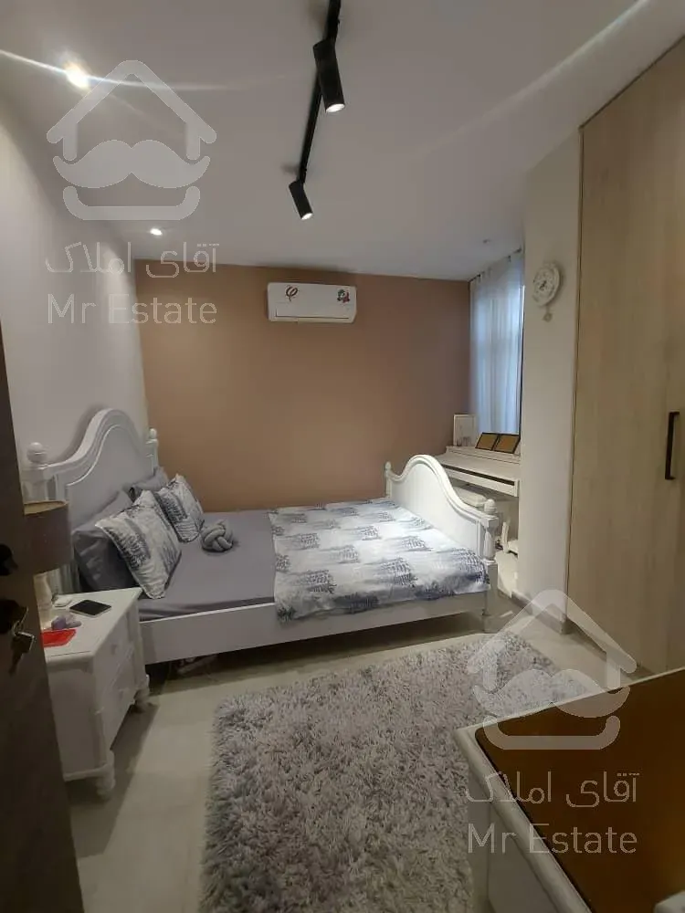 شهرک غرب ۱۳۰متر/۳خواب/تکواحدی/تاپ لوکیشن