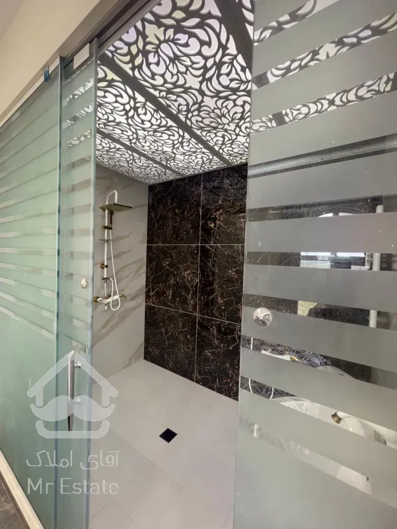 ویلا ۳۷۵ متری