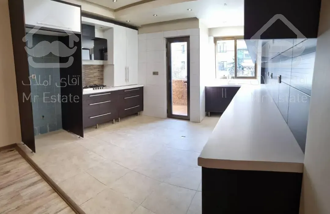 شهرک غرب 122متر 2خواب کم واحد