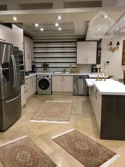 فروش 130 متری پاسداران