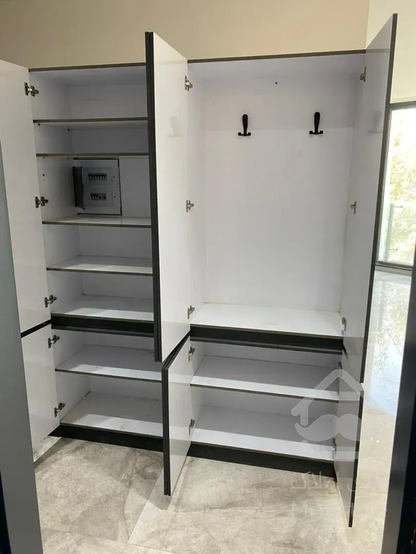 فروش 100 متری پاسداران