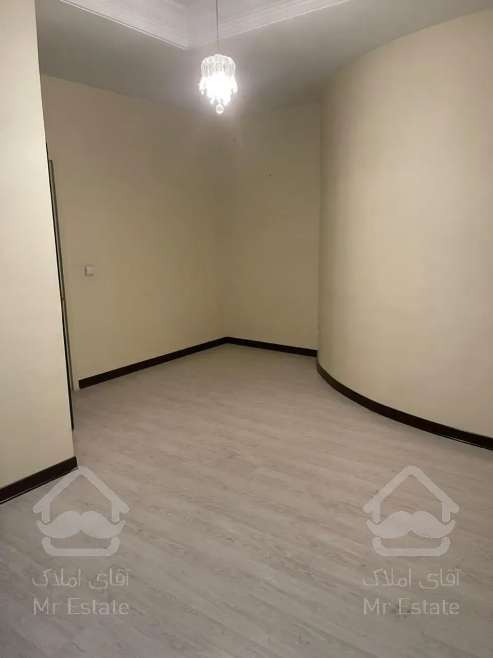 ۲۲۱متر فول لاکچری استثنایی تاپ لوکیشن