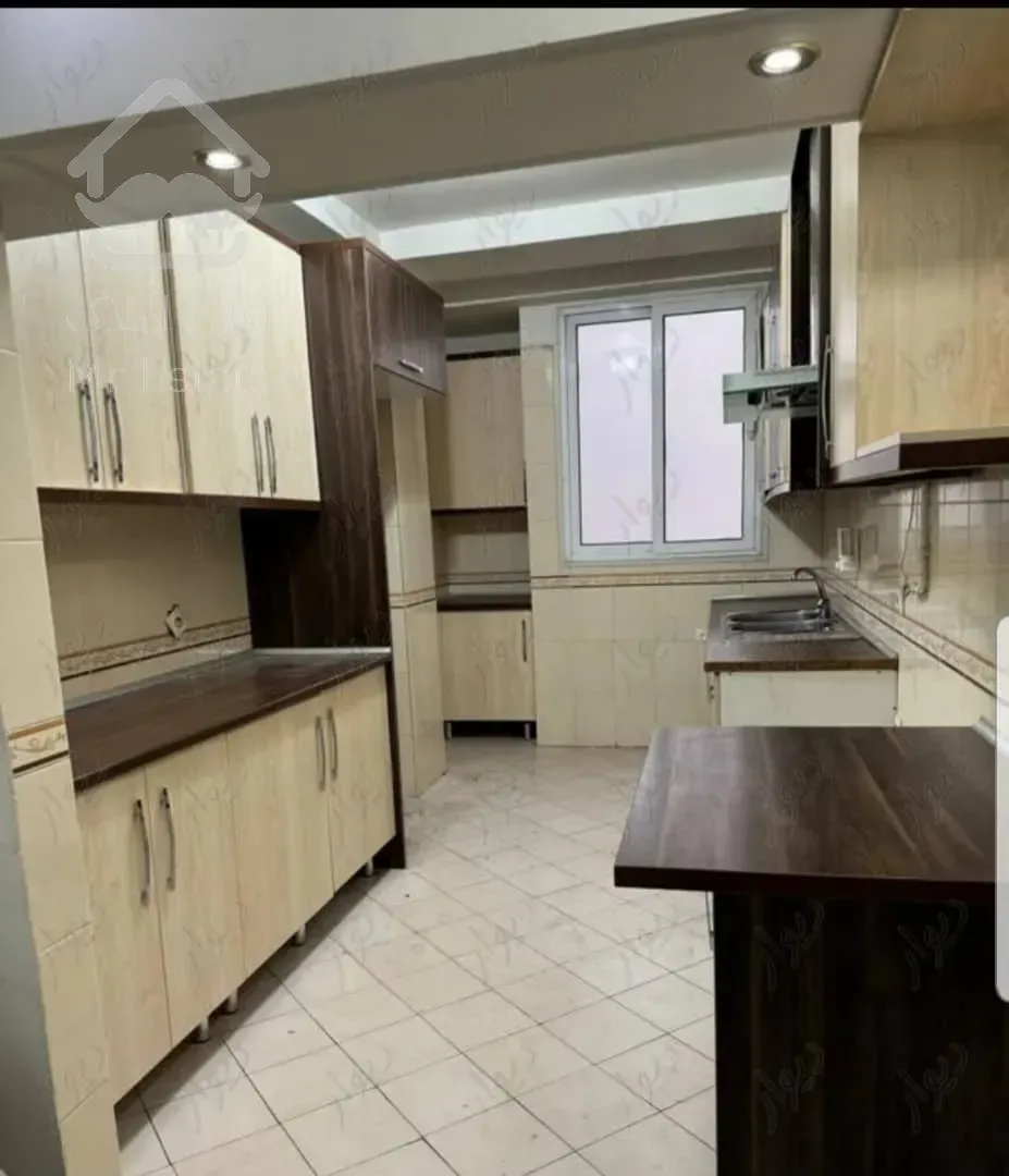 فروش 87 متری پاسداران