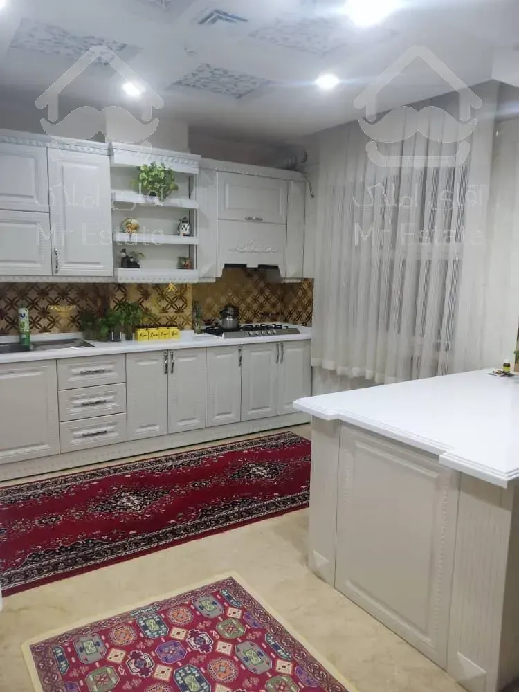 150متر 3خواب  ۴ساله  بلوار ابادر