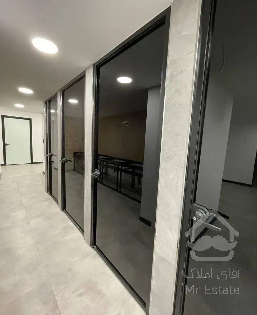 شیشه سکوریت بازشو و ریلی و پارتیشن وریگلاژه دربهای شیشه ای