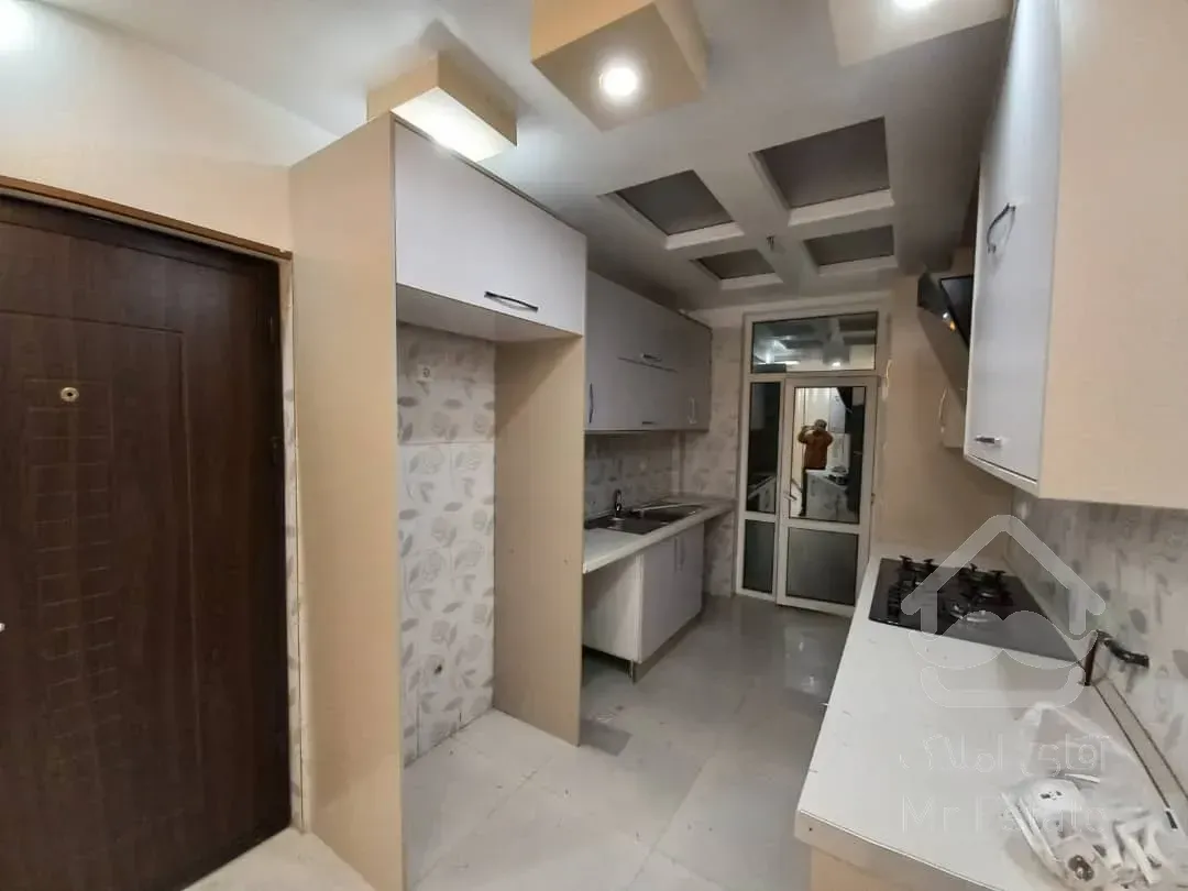 اجاره 110 متری حکمت