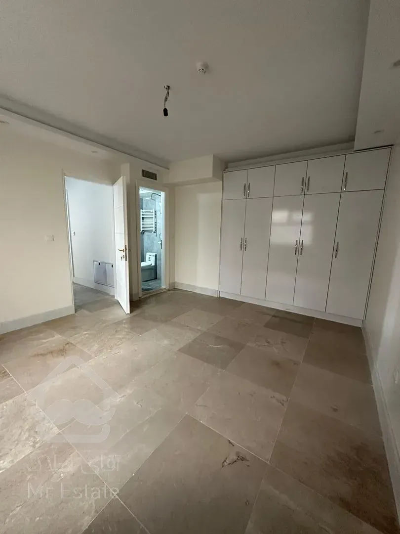 اجاره 110 متری حکمت