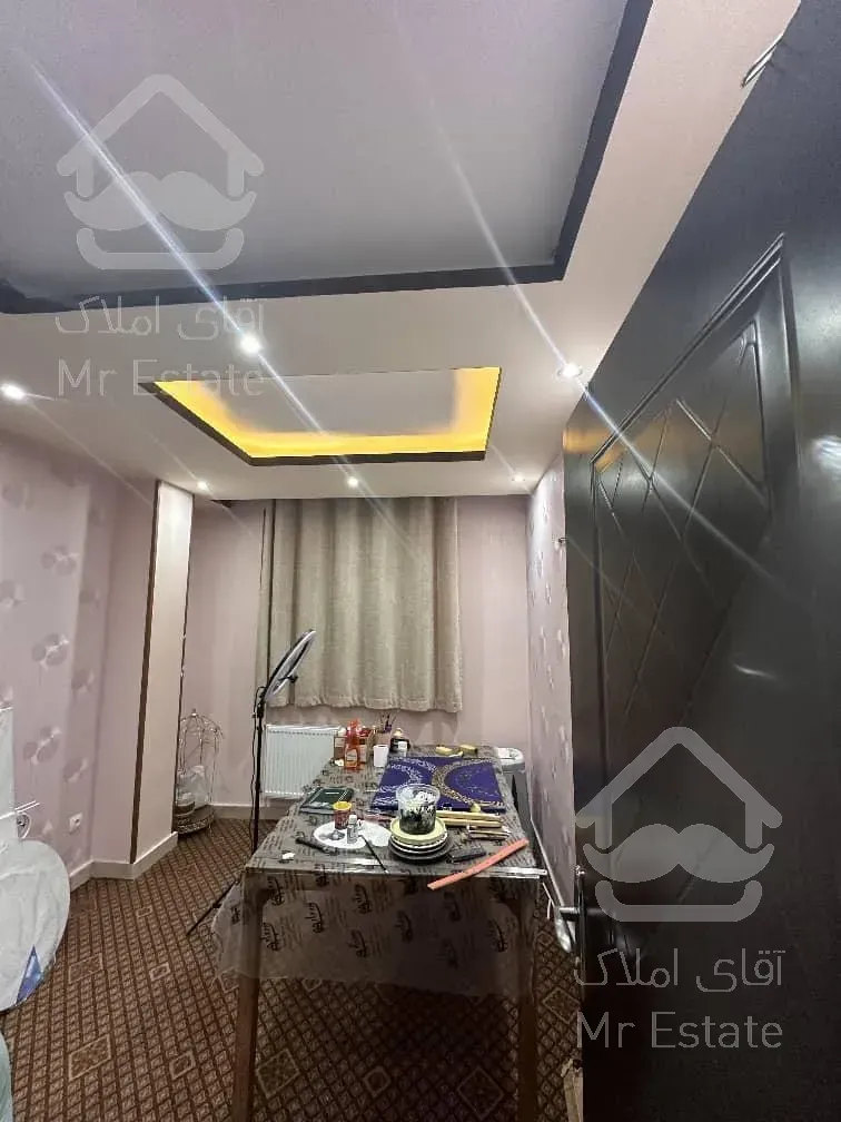 آپارتمان 141/5 متری سه خواب تک واحدی  یک خواب مستر خیابان ظریف بلوارفدک خیابان فضل آباد شهرک ولیعصر