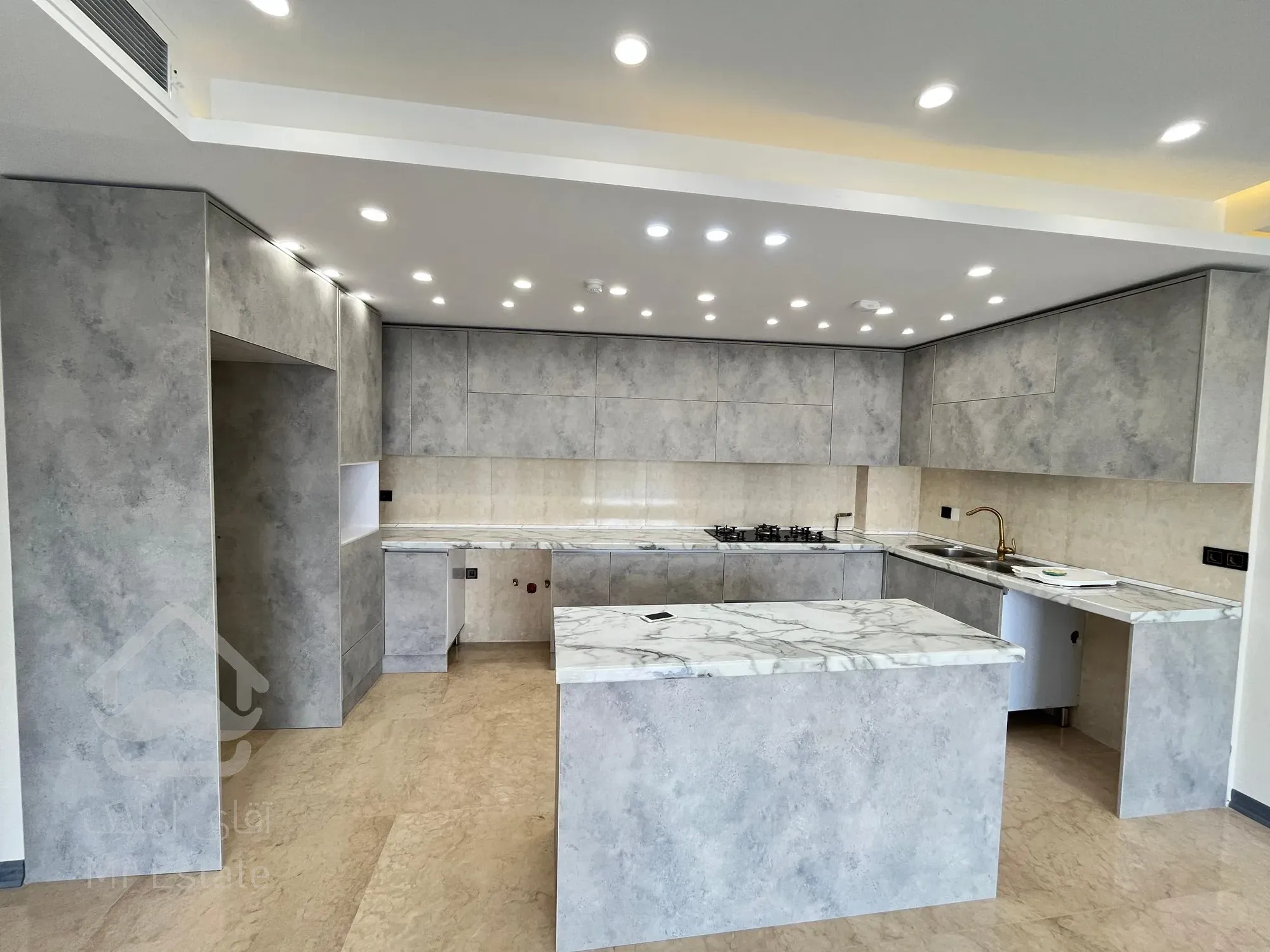 فروش آپارتمان 140 متر اقدسیه